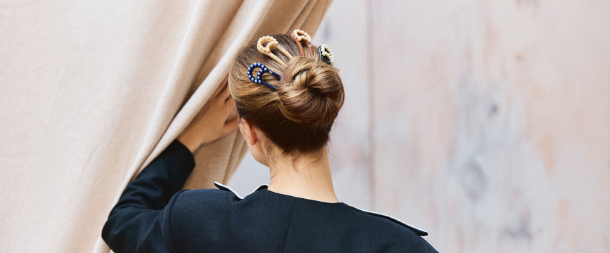 Side combs and hair pins