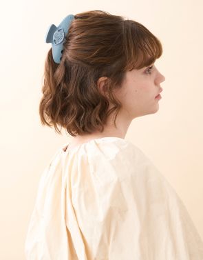 FAUX-MIROIR