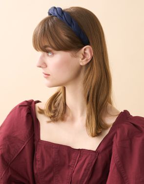 ALEXANDRA IN BLUE